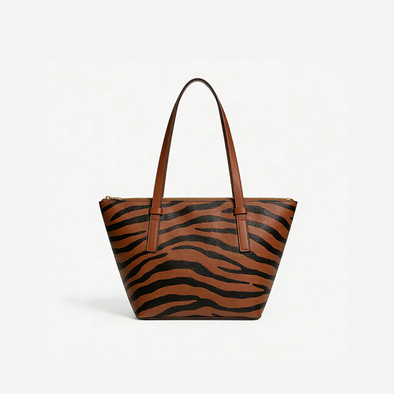 bold-animal-print-casual-tote-bag
