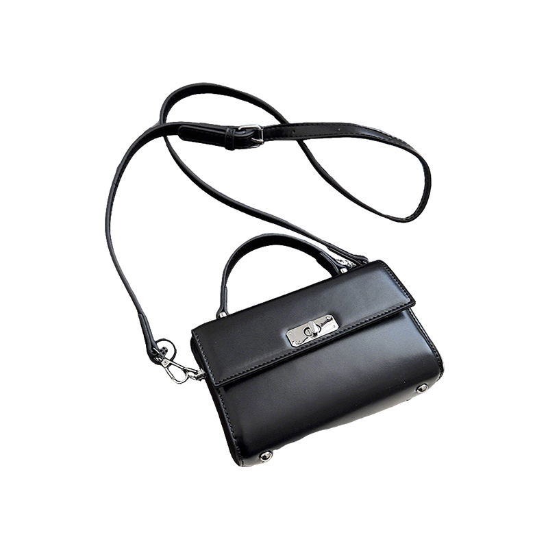 retro-style-versatile-square-handbag